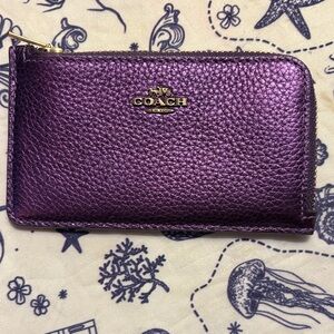 Coach Metallic Purple Pebbled Leather Zip Card Case with Gold Logo